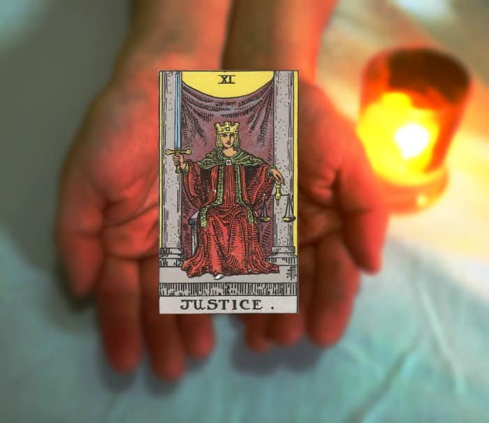 Justice Tarot Advice: Simple Tips for Daily Guidance